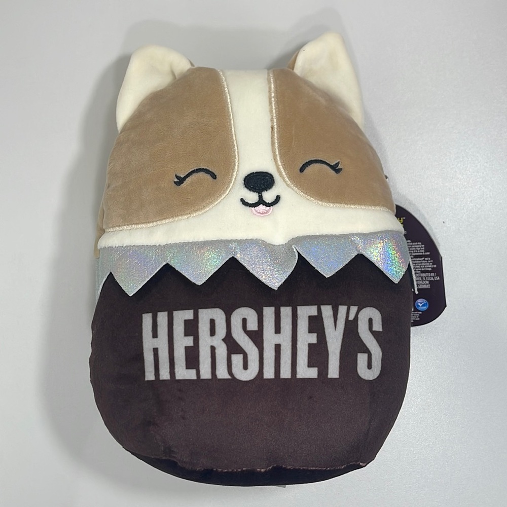 Squishmallows Hershey Favorites 8" Plush - Regina